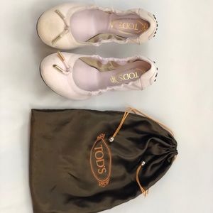 Tod’s Gommini Ballet Flats